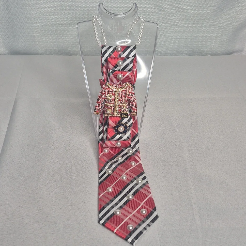 Handcrafted Luxury Fashion Necktie Necklace 📿 (TARTAN GIRL)